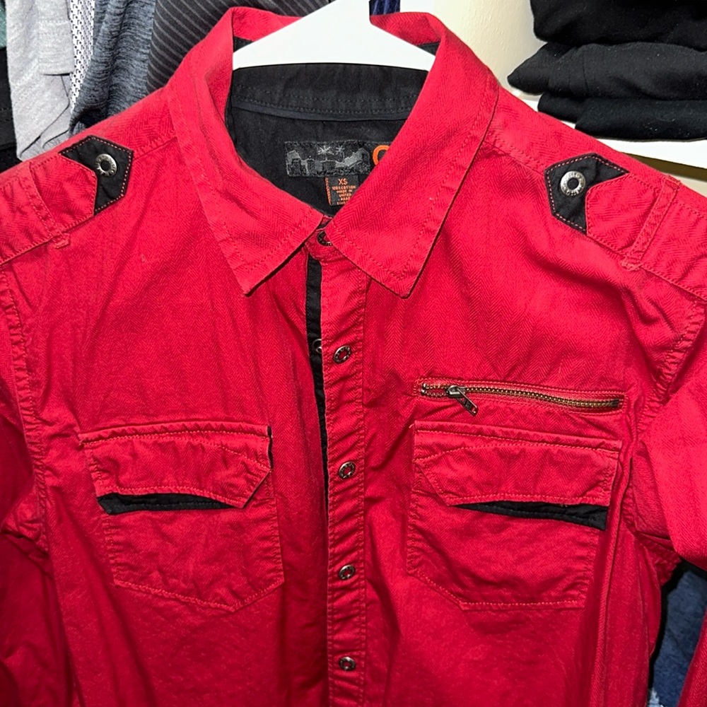Men’s G by Guess shirt